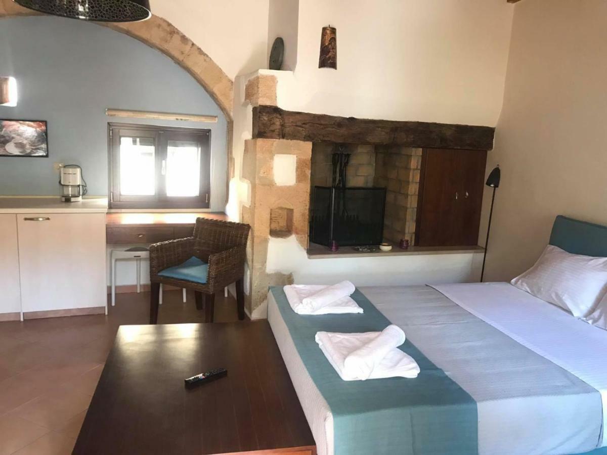 Lithinon Cozy Studios Chrissi Akti Chania Exterior foto